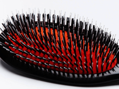 Brushing Your Hair - kazanibeauty.com